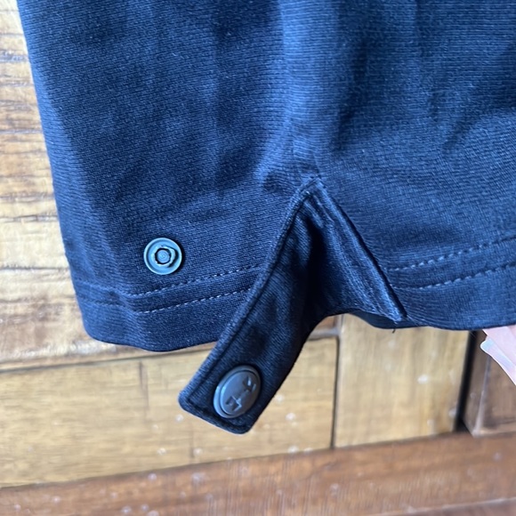 Under armor, large boys pants with snap bottom - Picture 2 of 3